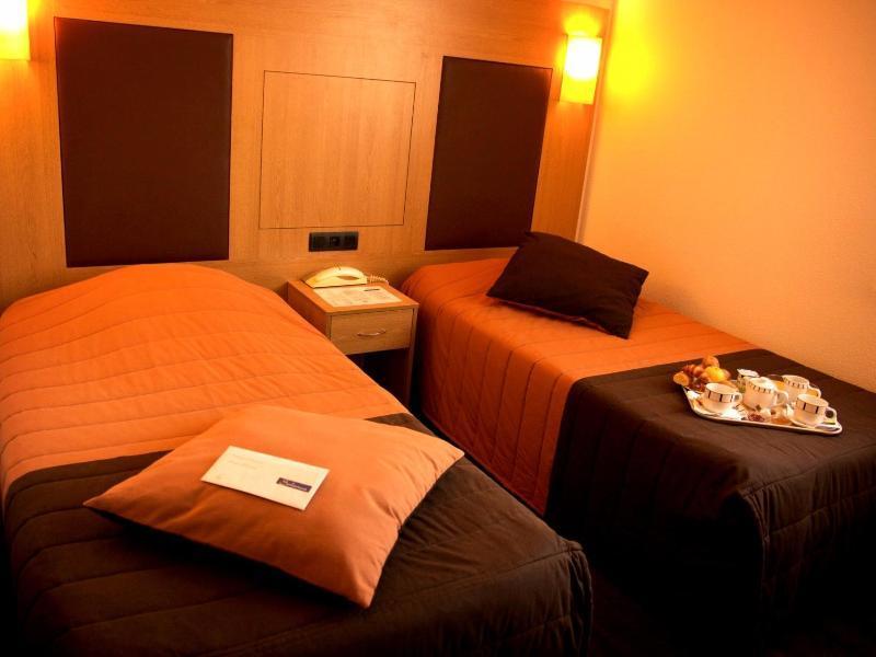 Logis Hotel Restaurant Solenca Nogaro Dış mekan fotoğraf