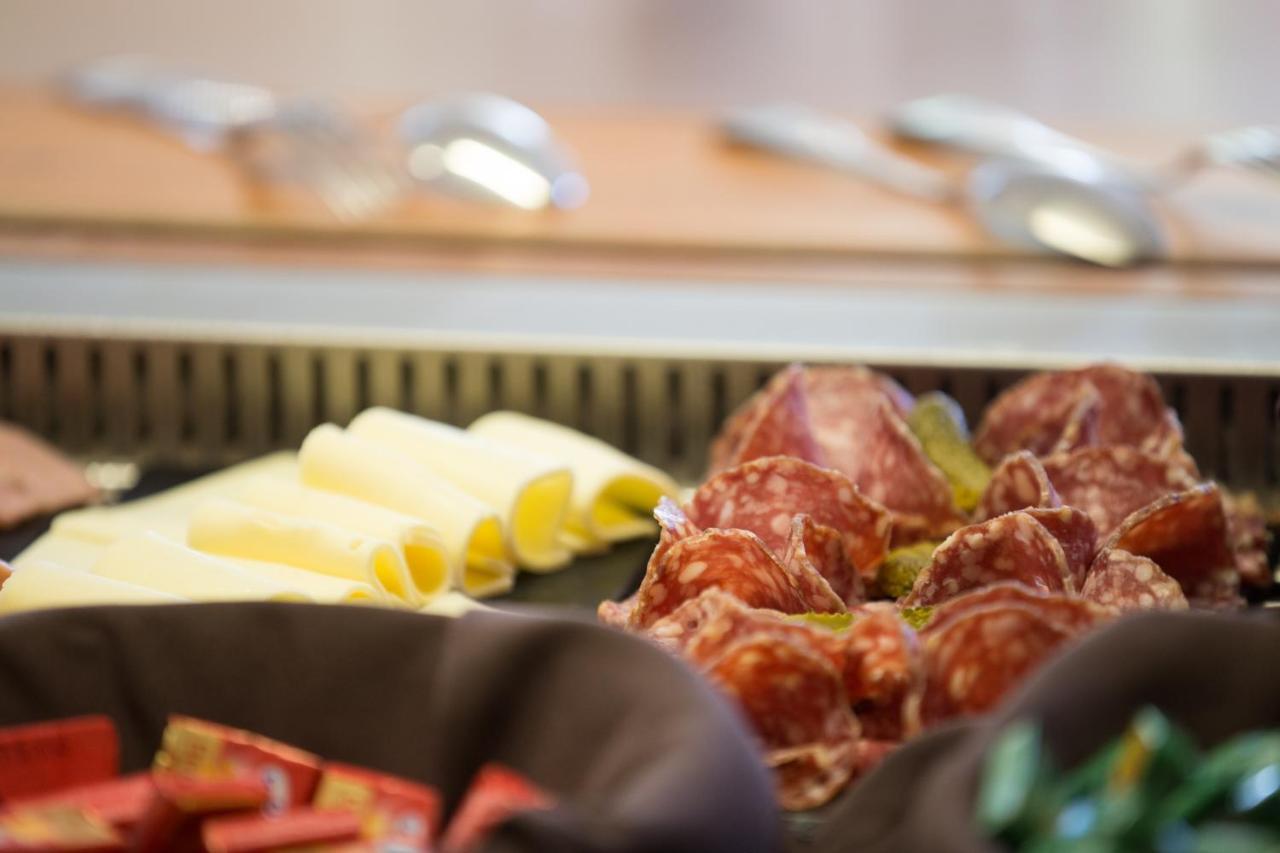 Logis Hotel Restaurant Solenca Nogaro Dış mekan fotoğraf