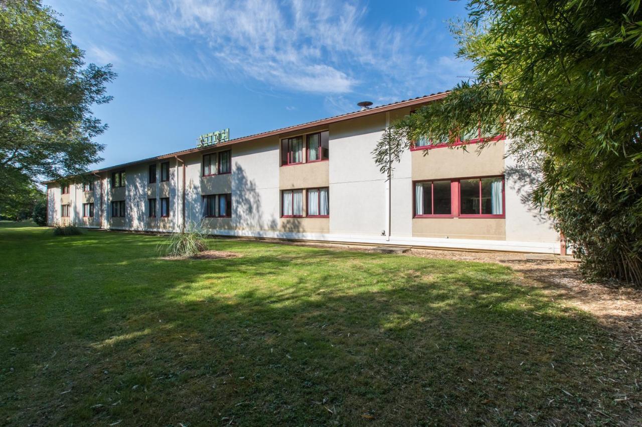 Logis Hotel Restaurant Solenca Nogaro Dış mekan fotoğraf